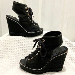 TORY BURCH Black and gold Canvas Espadrille Wedge Heel Platform Lace Up Size 7B